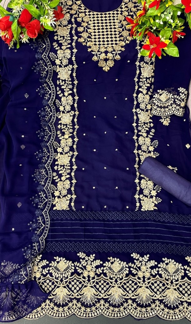 Heavy Embroidery Pakistani Suits Heavy Embroidery Pakistani Suits