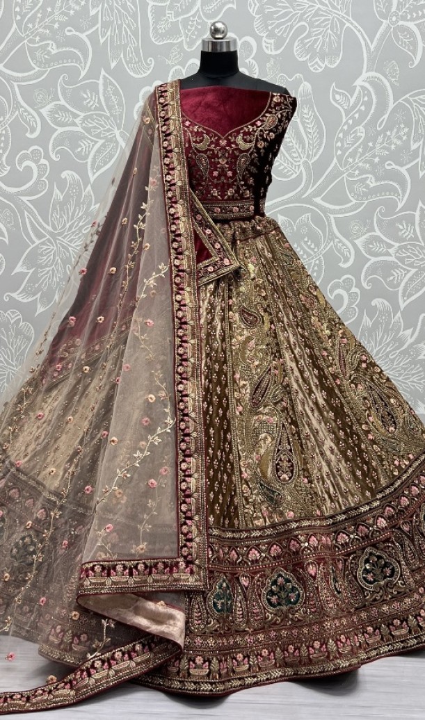 Heavy Flaire and Embroidery broad Lace designer bridal Lehengacholi 