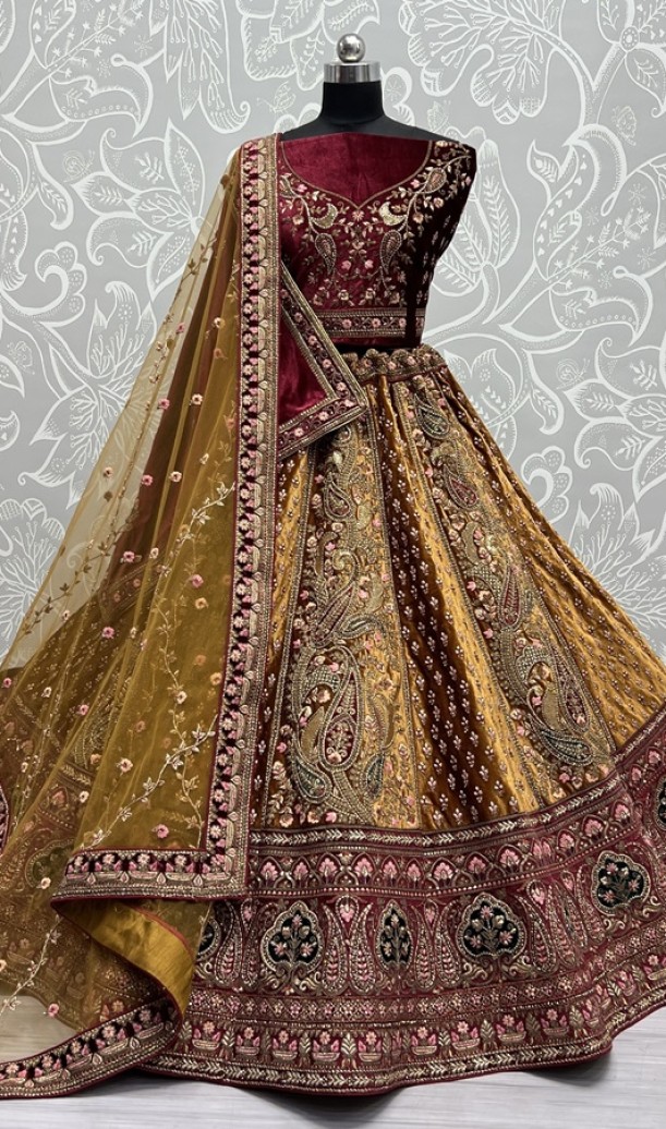 Heavy Flaire and Embroidery broad Lace designer bridal Lehengacholi 