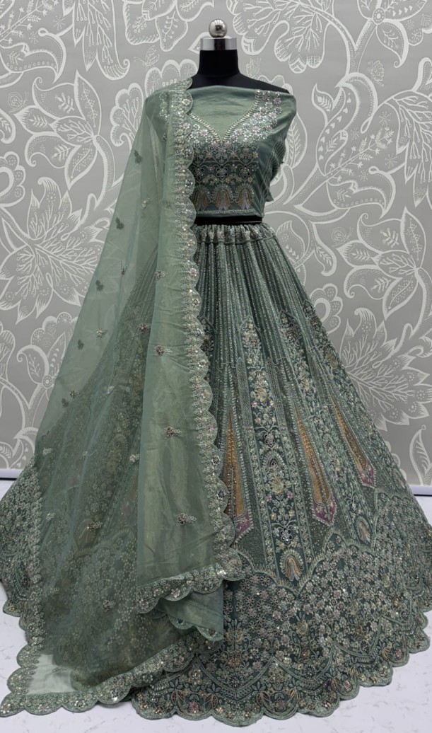 Partywear Green Bridal Net Lehengacholi 