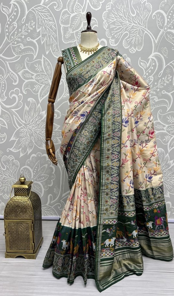 Pure Meena Silk and Dyed Silk Thread Crafted Authentic Patola Saree 