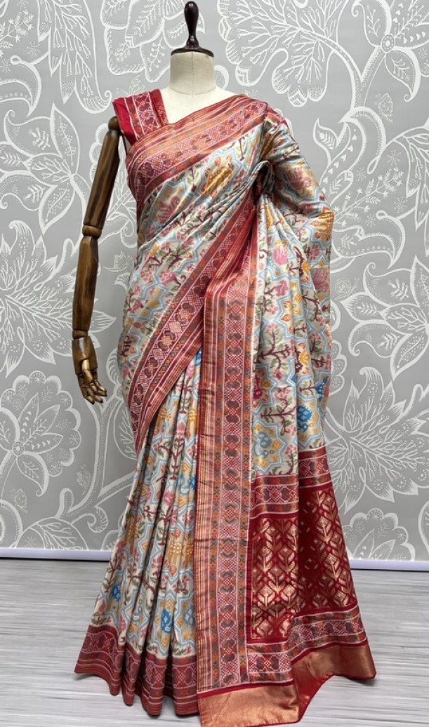 Pure Meena Silk and Dyed Silk Thread Crafted Authentic Patola Saree 