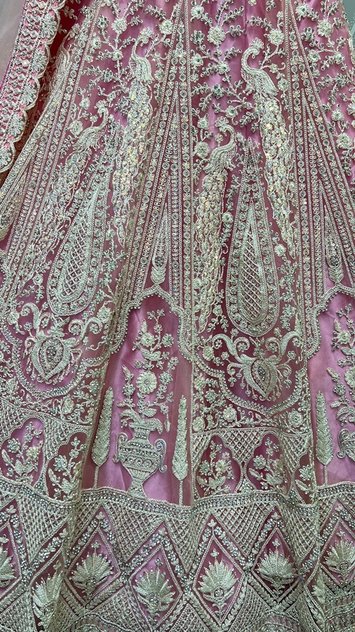 Five meter plus flair peacock pattern embroidered partywear Lehengacholi 