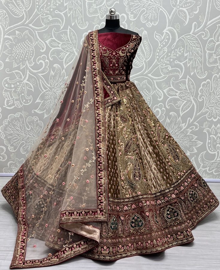 Heavy Flaire and Embroidery broad Lace designer bridal Lehengacholi 