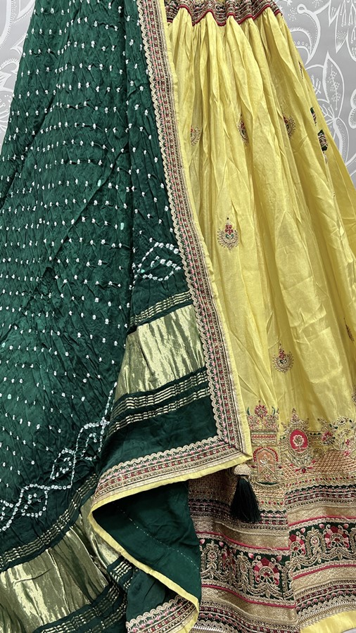 Pure Gadhwal Silk Handwork Crafted Lehengacholi with Bandhani Dupatta 