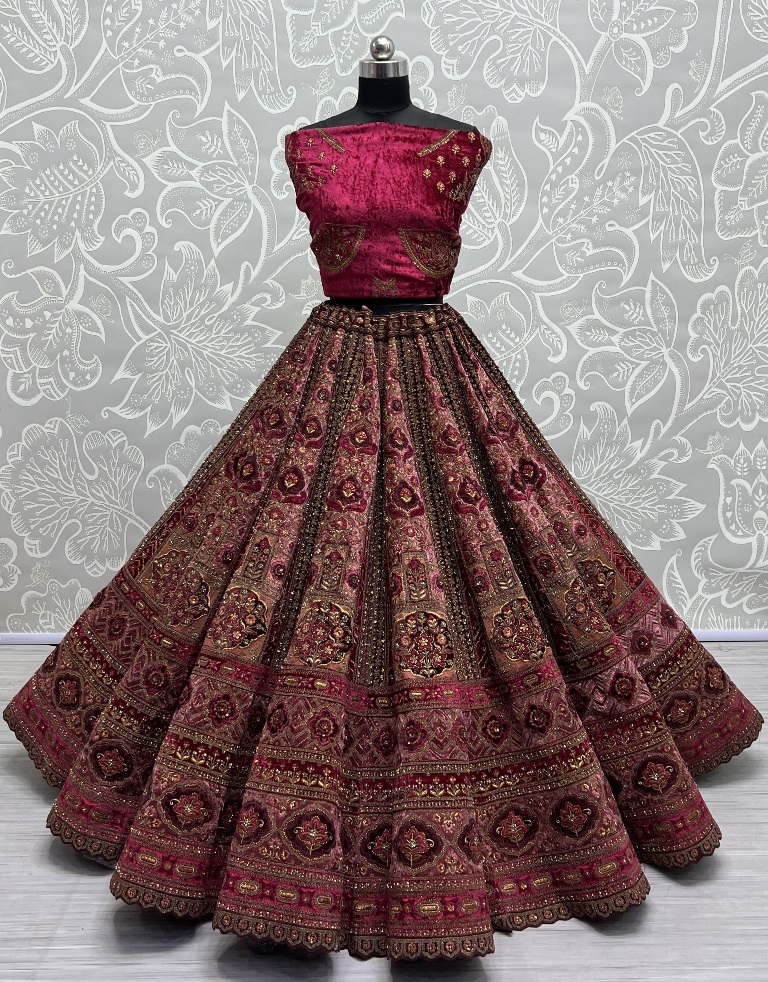 six meter Flaired bridal Lehengacholi designed with dori work zari and thread work sequence sequence and diamond studded