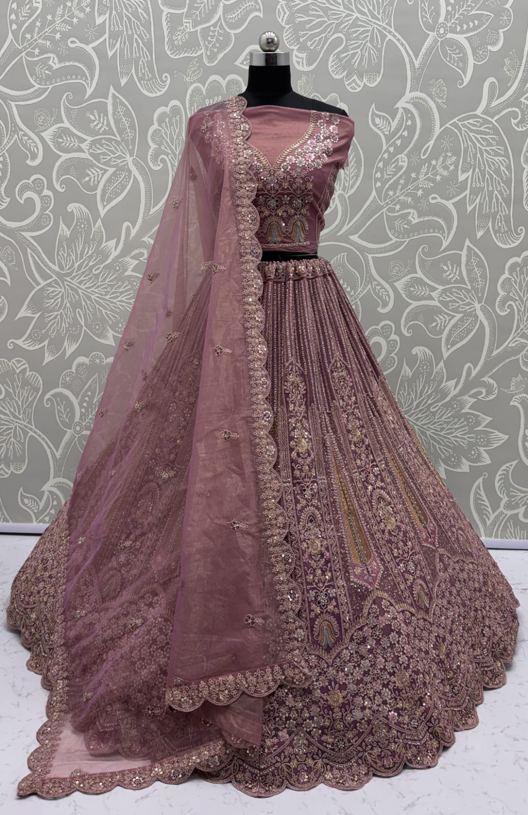 Partywear Pink Bridal Net Lehengacholi 