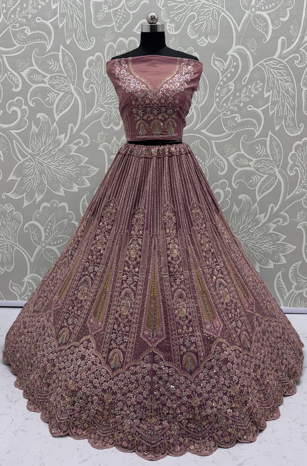 Partywear Pink Bridal Net Lehengacholi 