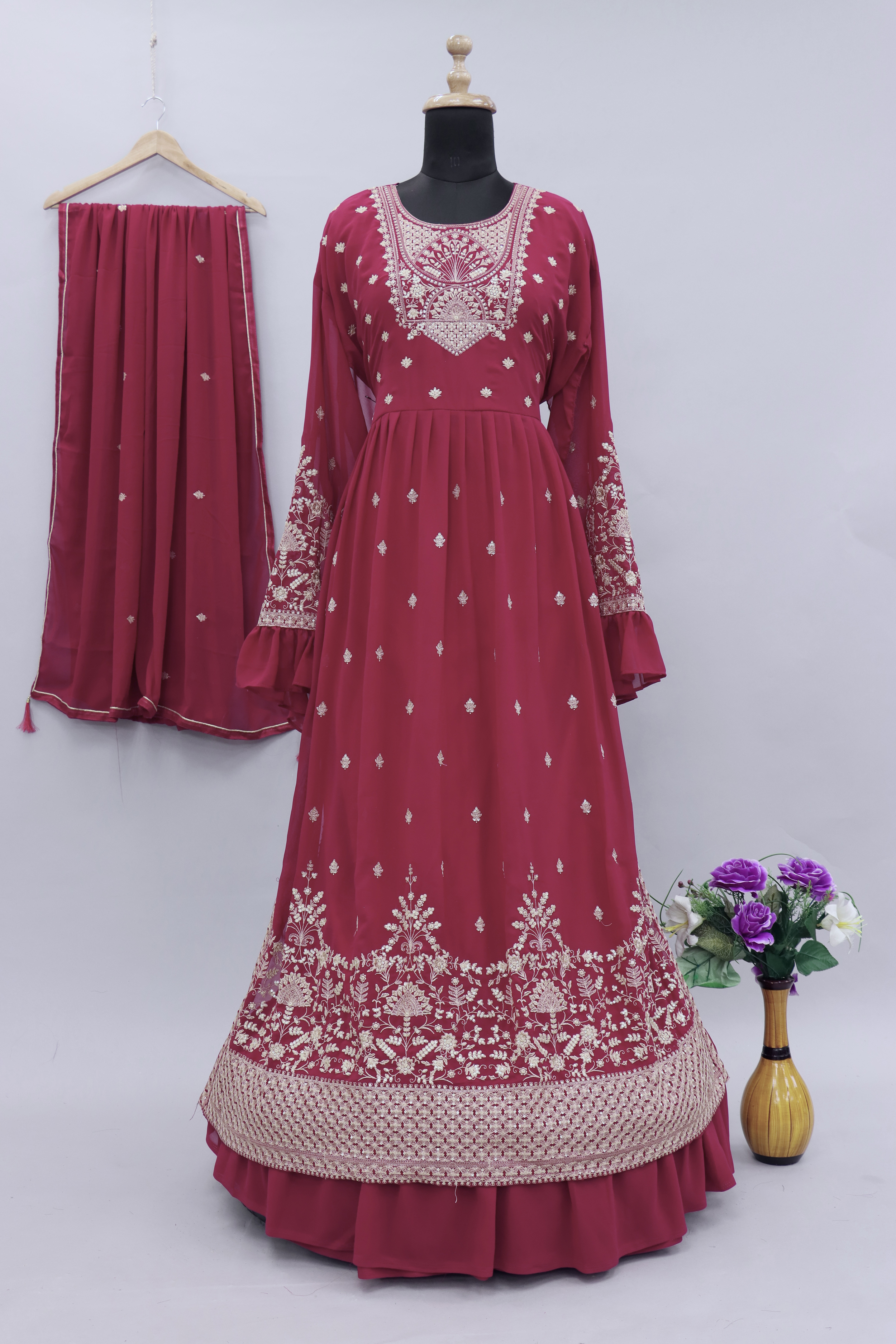 NEW DESIGN GEORGETTE SALWAR SUIT